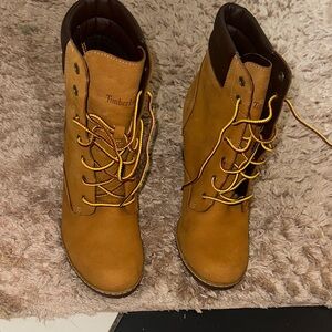 Timberland Women's Brown Lace-Up Boots